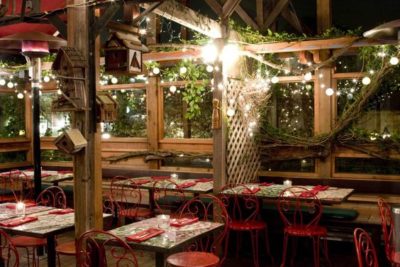 Robins Outdoor Dining